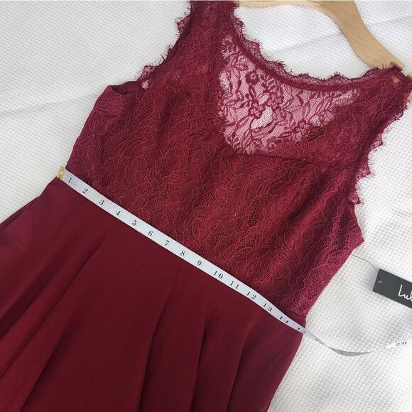 Lulu's Divine Evening Burgundy Lace Chiffon Maxi Dress Sz M Formal Wedding Party - Picture 12 of 16